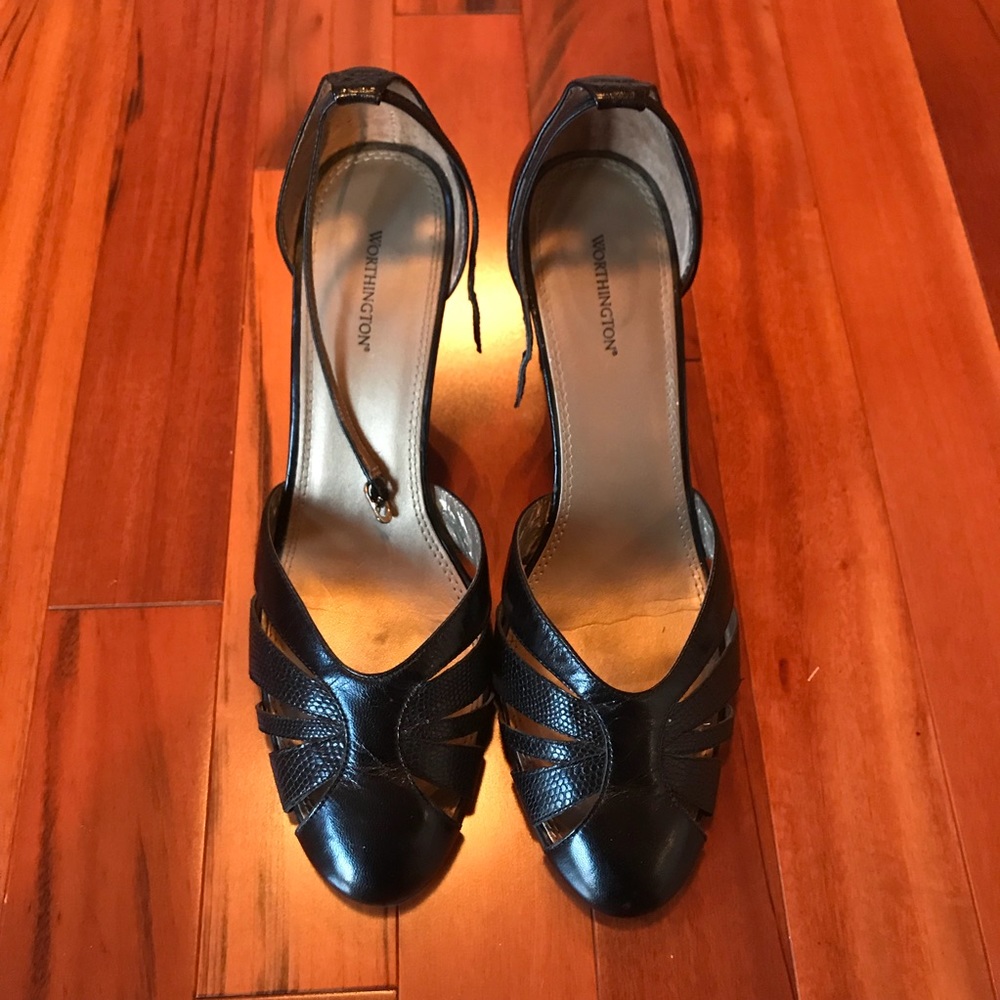 Black (genuine leather) wedges